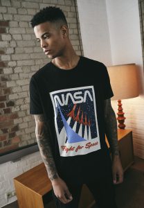 NASA Fight For Space T-Shirt sfeerfoto 2